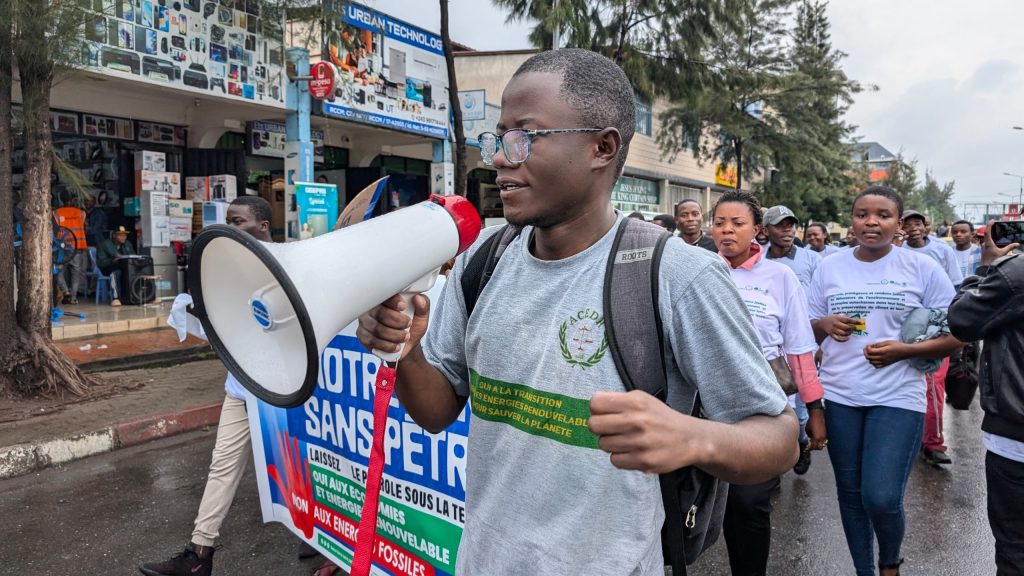 Community mobilisation in the streets of Goma against oil exploitation in Virunga National Park and in the DRC more broadly. Photo credit: Elvis OLENGA – ACEDH ASBL